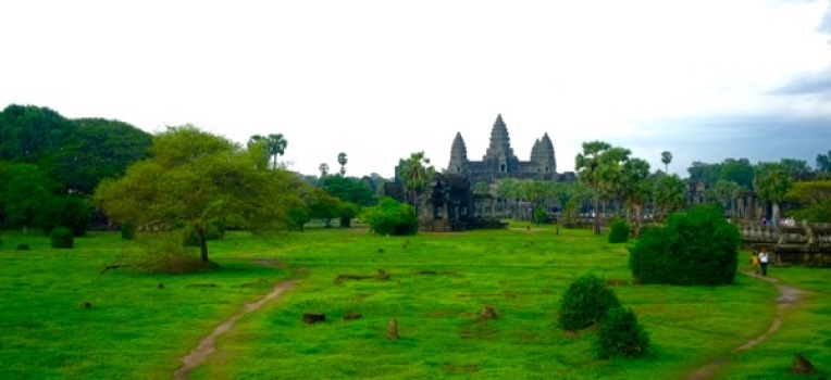 Angkor rain